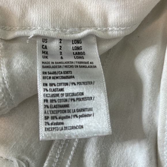 American Eagle NE[X]T Level stretch X white jean size 2 Long. - Picture 4 of 10